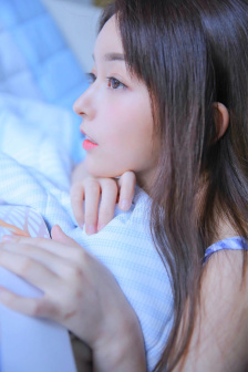 女澡堂里的男搓澡工